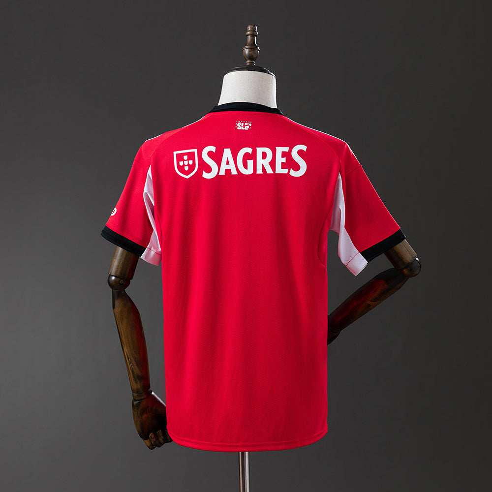 Benfica domicile 25/26 version Fan