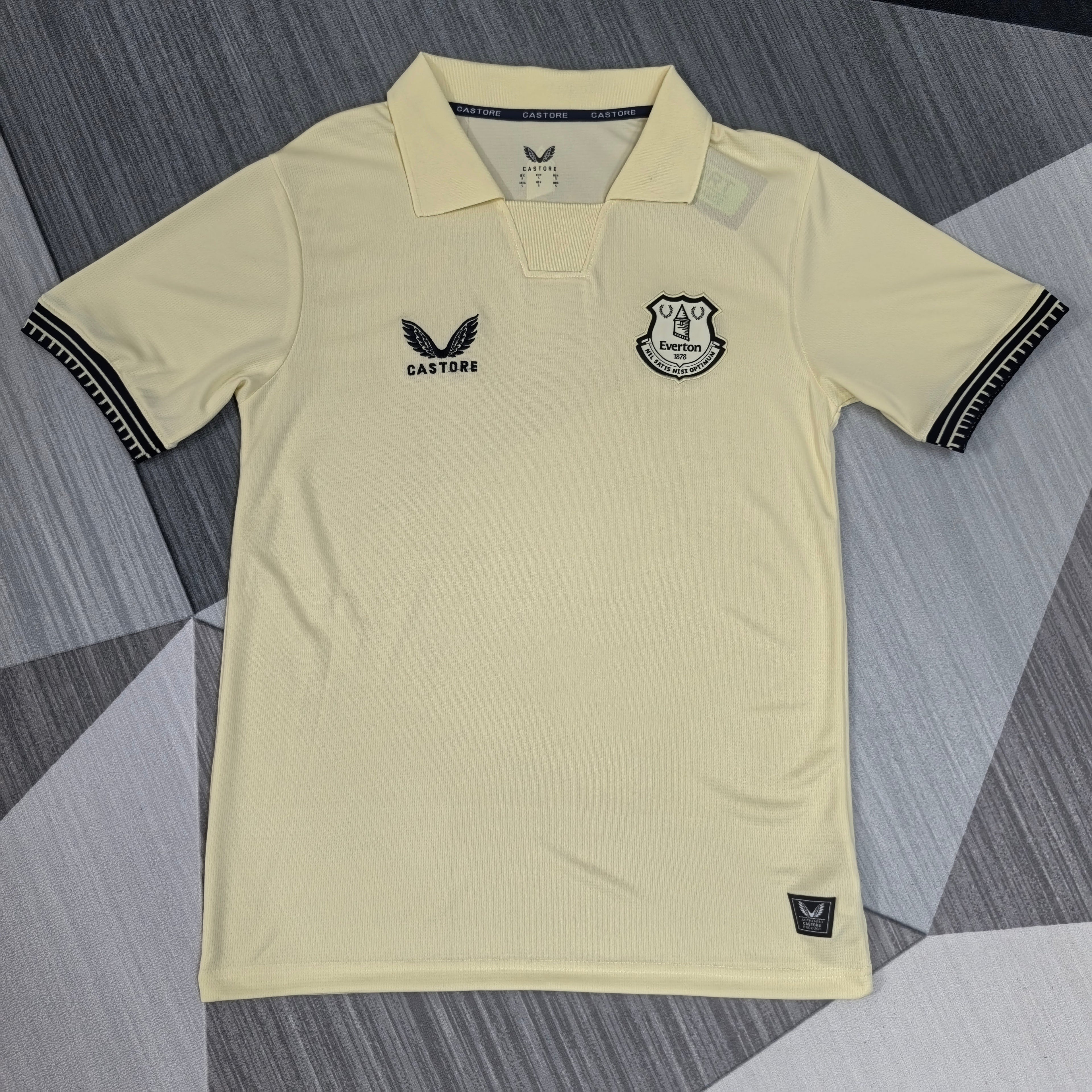 Everton extérieur 25/26 version Fan