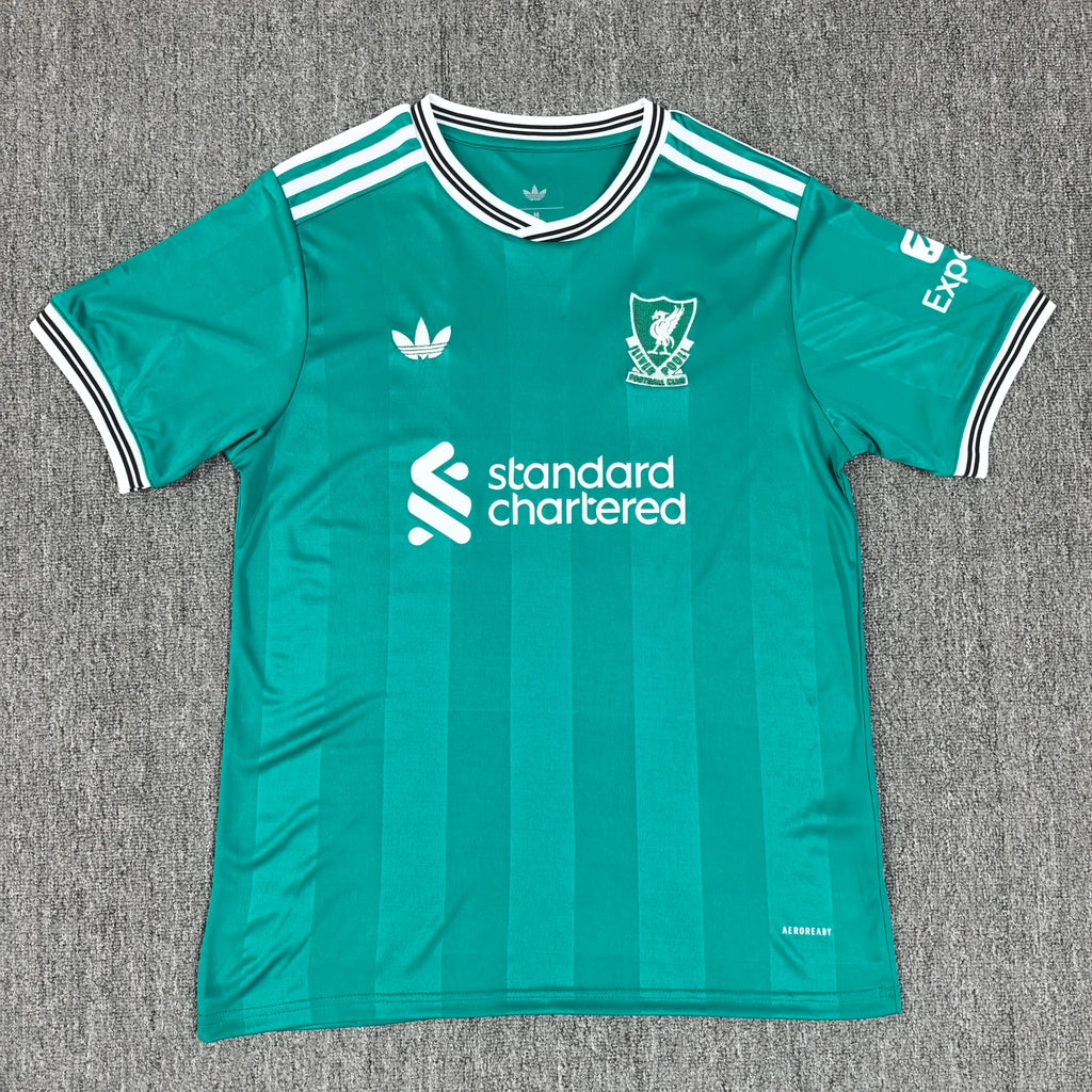 Liverpool third 25/26 version Fan