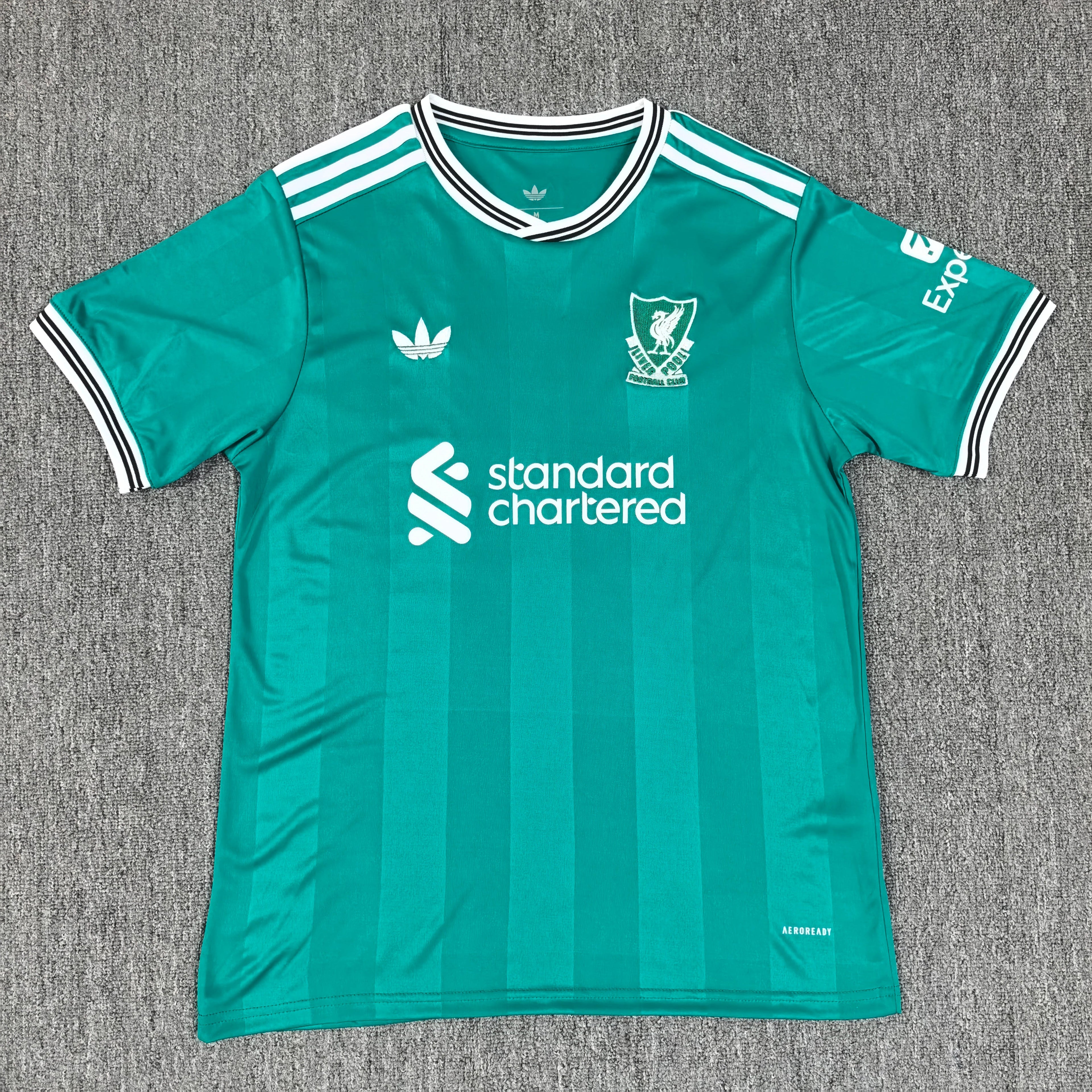 Liverpool third 25/26 version Fan