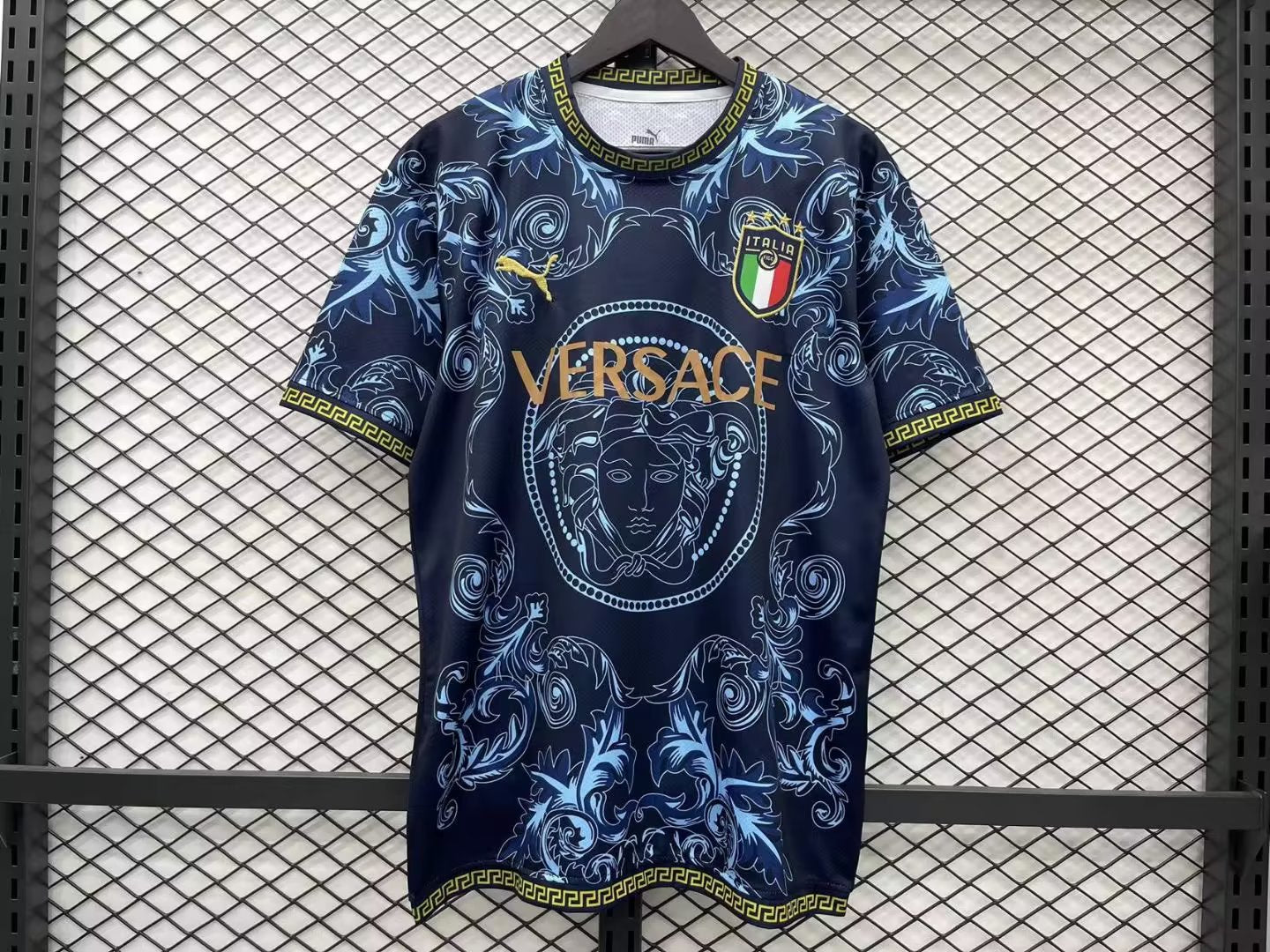 MAILLOT ITALIE CONCEPT EDITION VERSACE BLEU