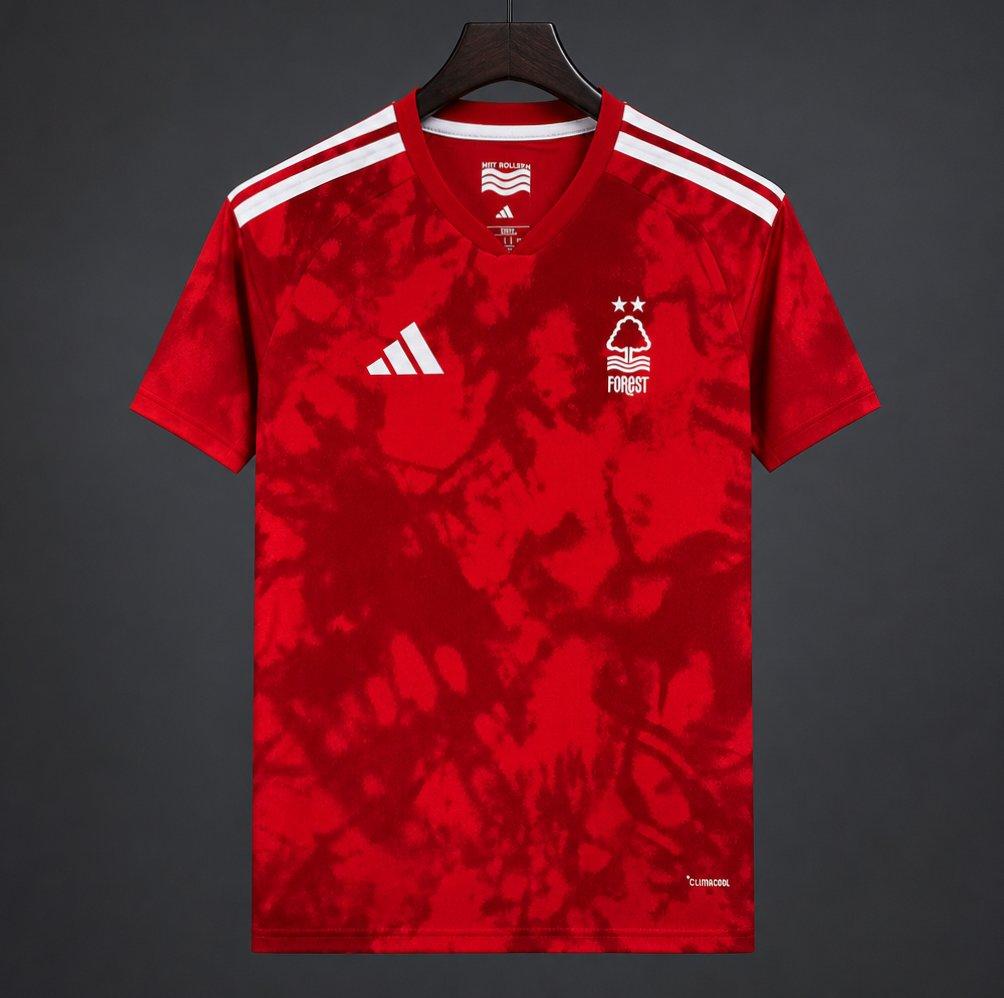 Nottingham Forest Domicile 26/27 Version Fan