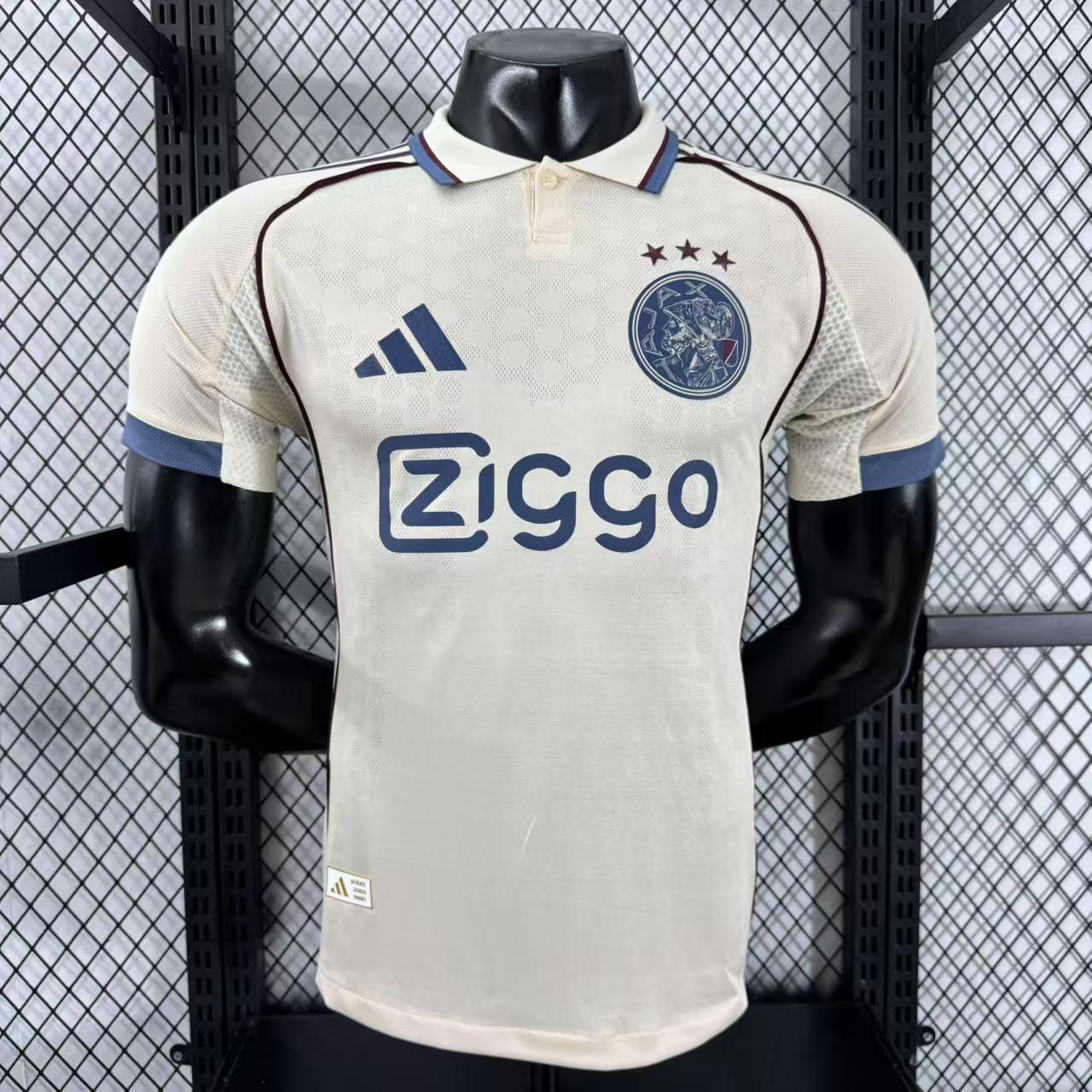 Ajax extérieur 25/26 version Pro
