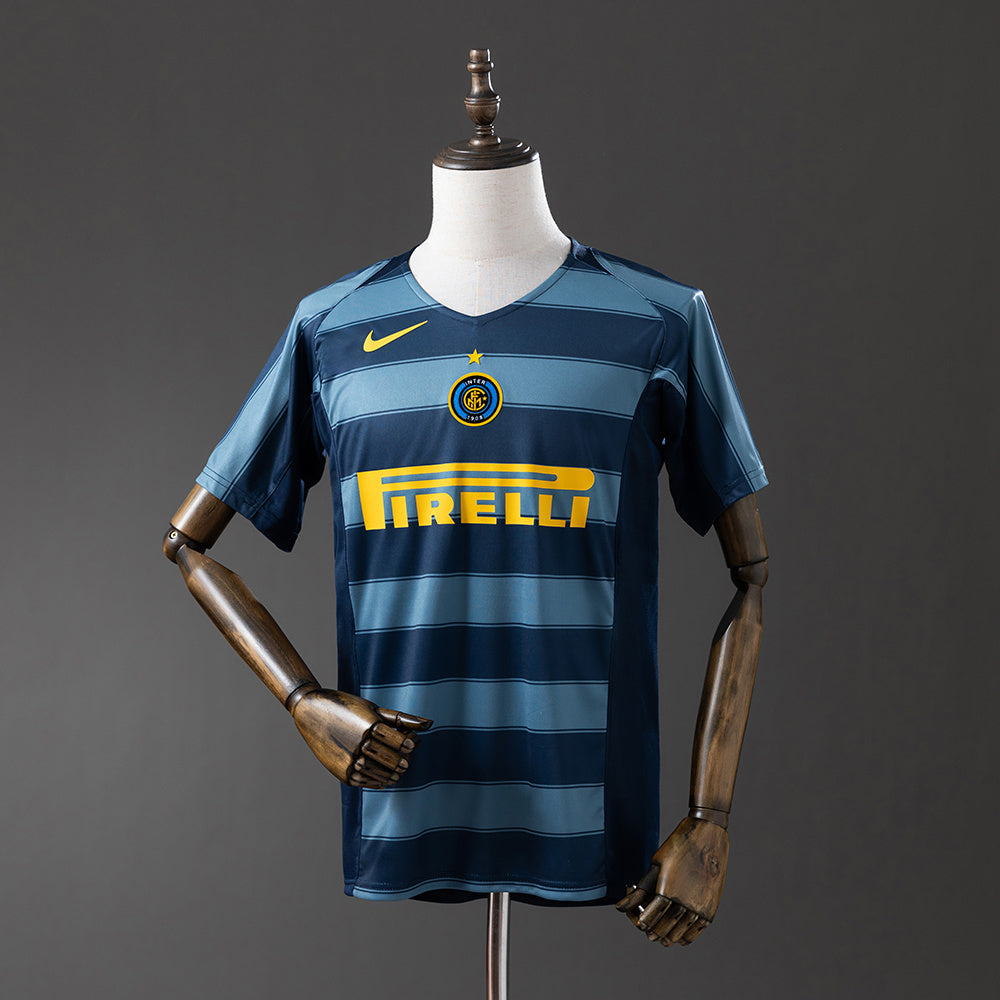 Inter Milan 04/05 Rétro version Fan