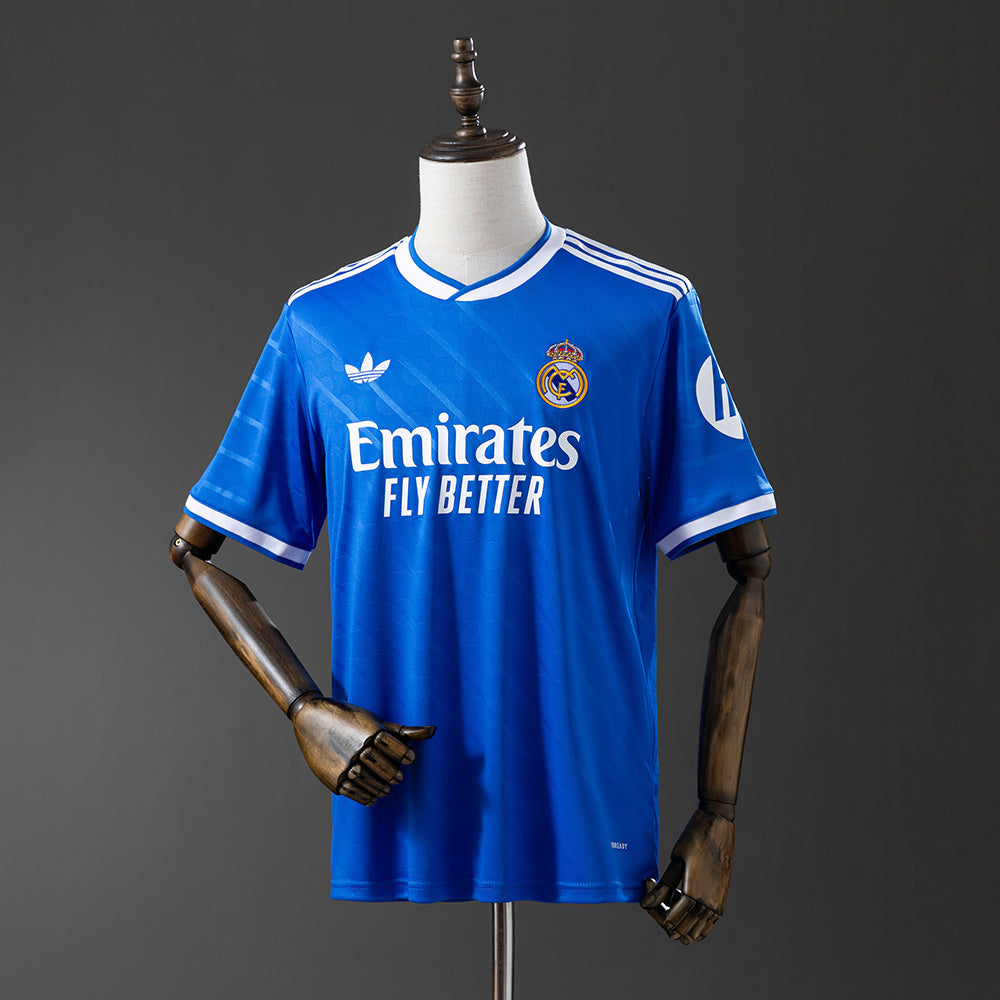 Real Madrid Third 25/26 version Fan